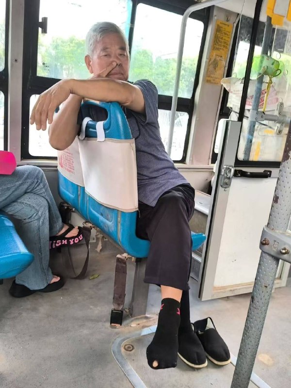 感觉下一秒鼻涕就飞出去了