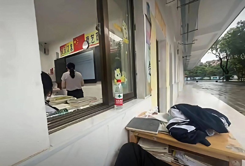 这个位置往往需要比别人付出更大的努力[赞]