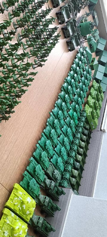 我能急头白脸蹲这自言自语一天我能急头白脸蹲这自言自语一天