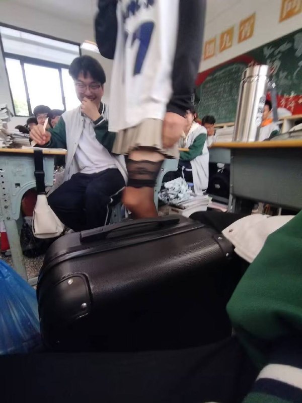 不知道我们这些穷学生